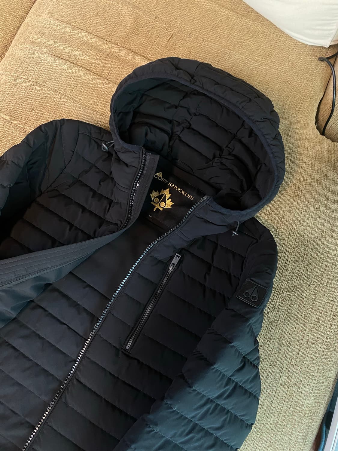 무스너클 풀크레스트 다운 후드 경량패딩 ㅡ95사이즈 상품이미지4