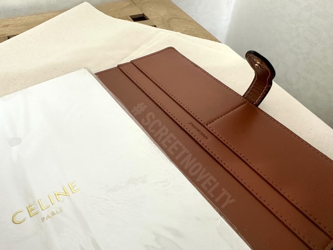  셀린느 트리옹페 다이어리 상품이미지6