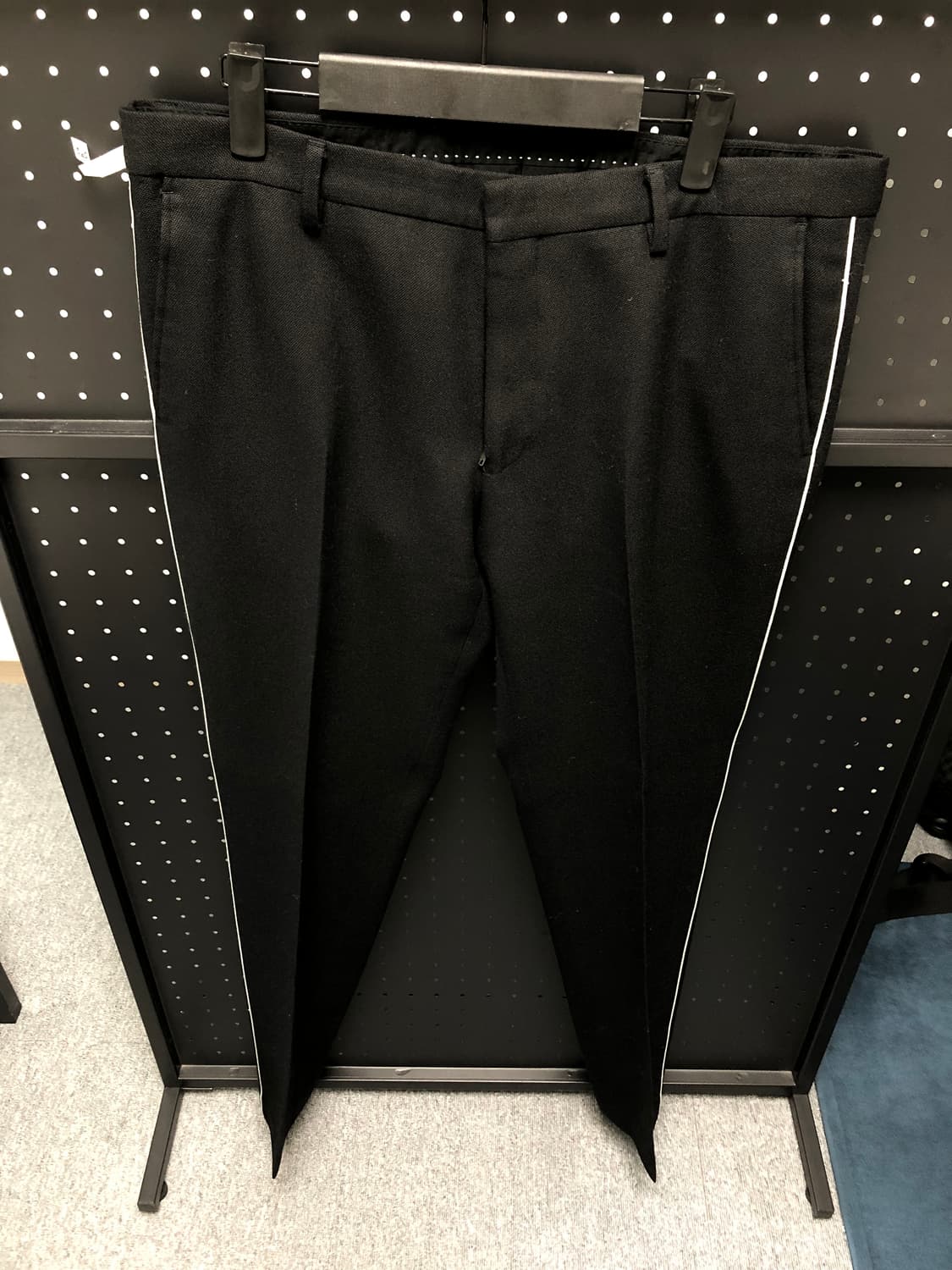 드리스반노튼 사이드라인 슬랙스 상품이미지1