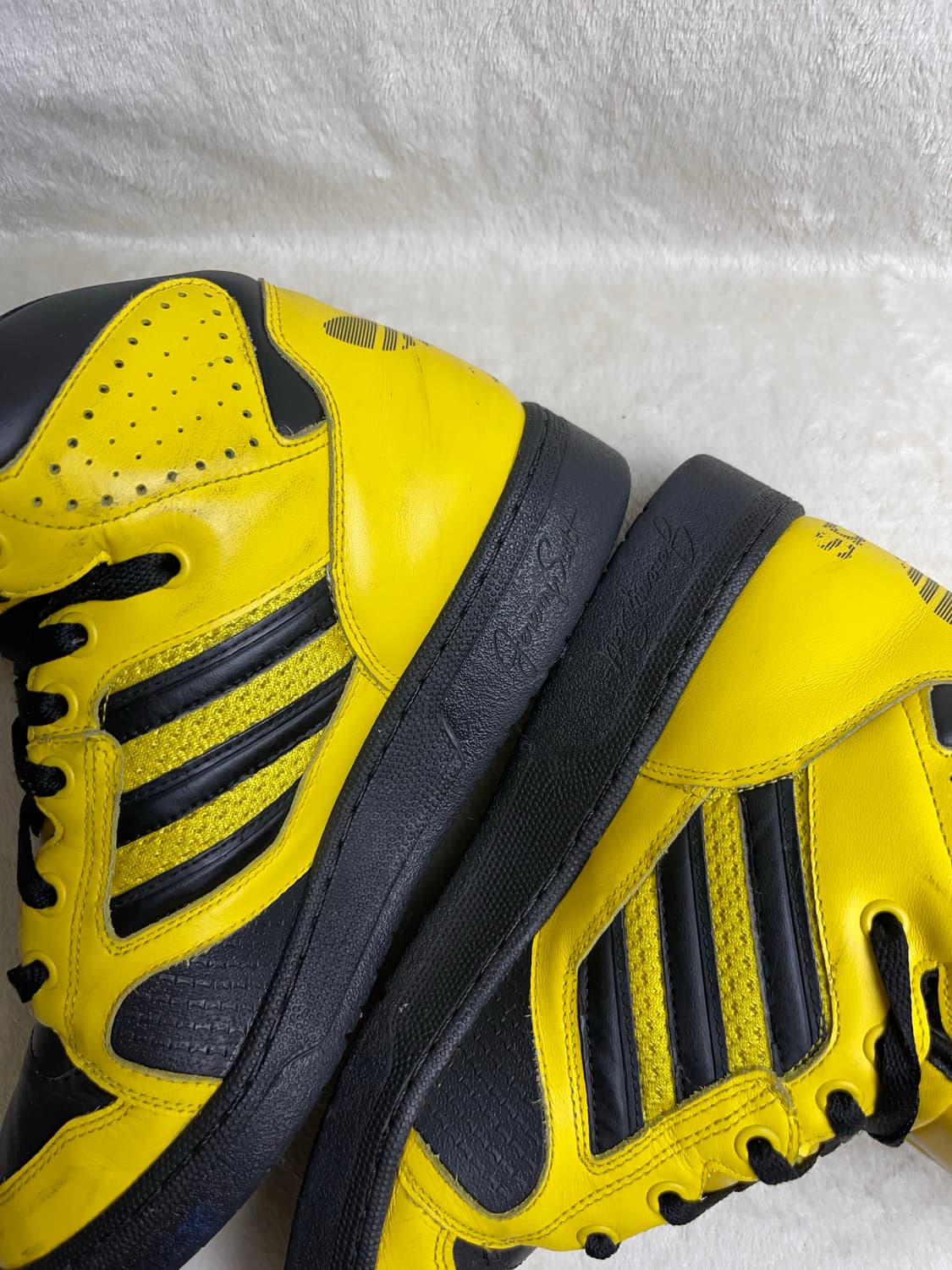 [260] 아디다스 제레미스캇 인스팅트 하이 || (250-255추천) 상품이미지4