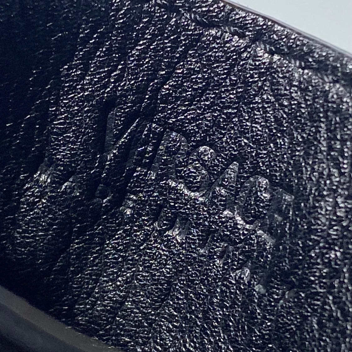 [정품] 베르사체 메두사헤드 금장플레이트 램스킨 카드지갑 상품이미지7