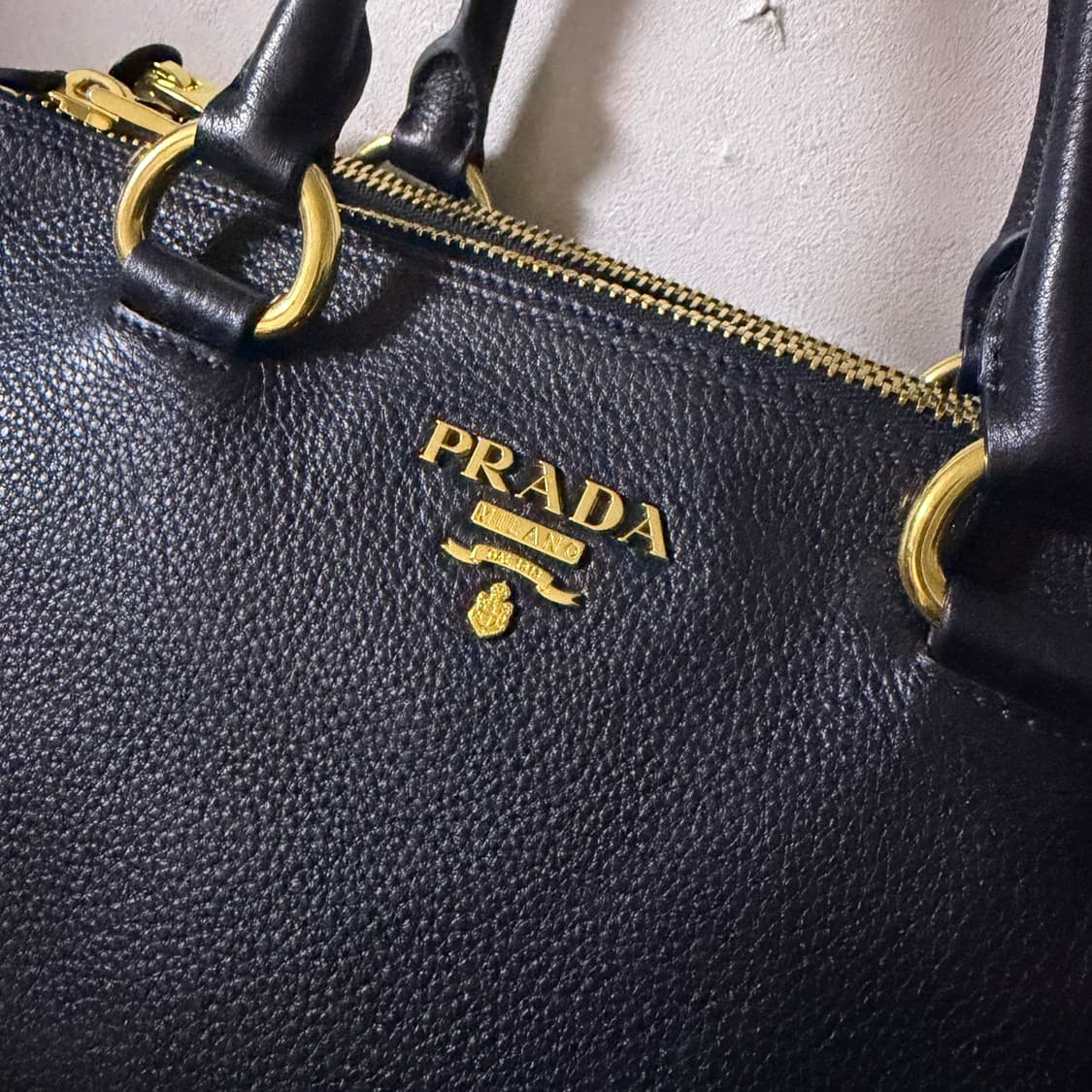 프라다 비텔로 다이노 레더 토트&크로스백 상품이미지7