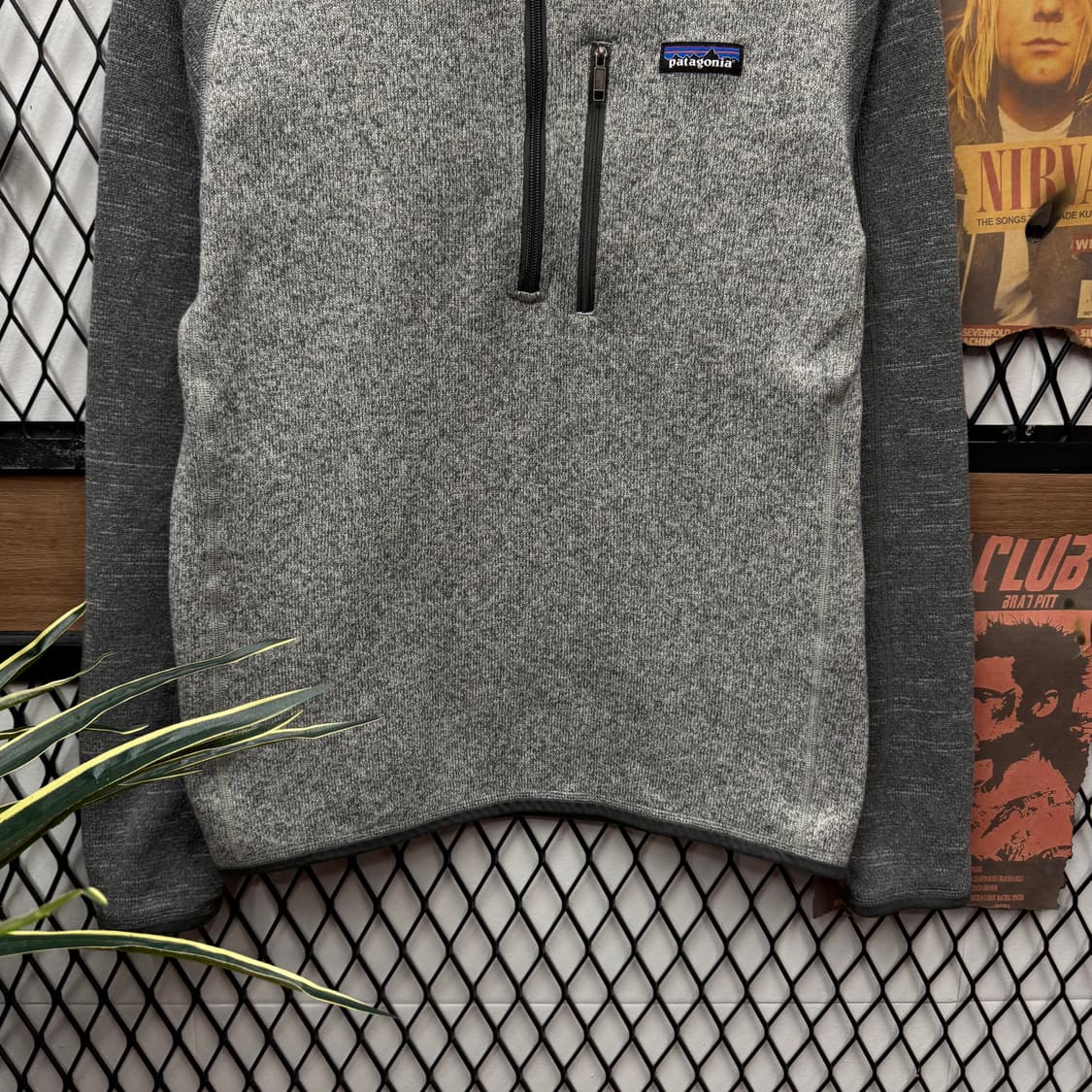 파타고니아 베터 스웨터 배색 하프 집업 전면 로고 포인트 그레이 상품이미지4