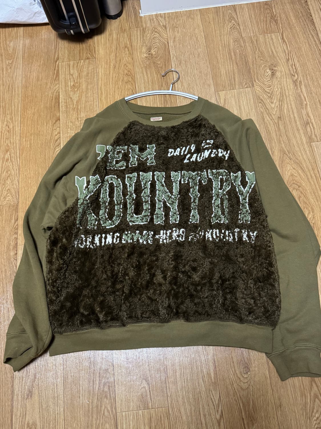 캐피탈 컨트리 맨투맨판매 상품이미지1