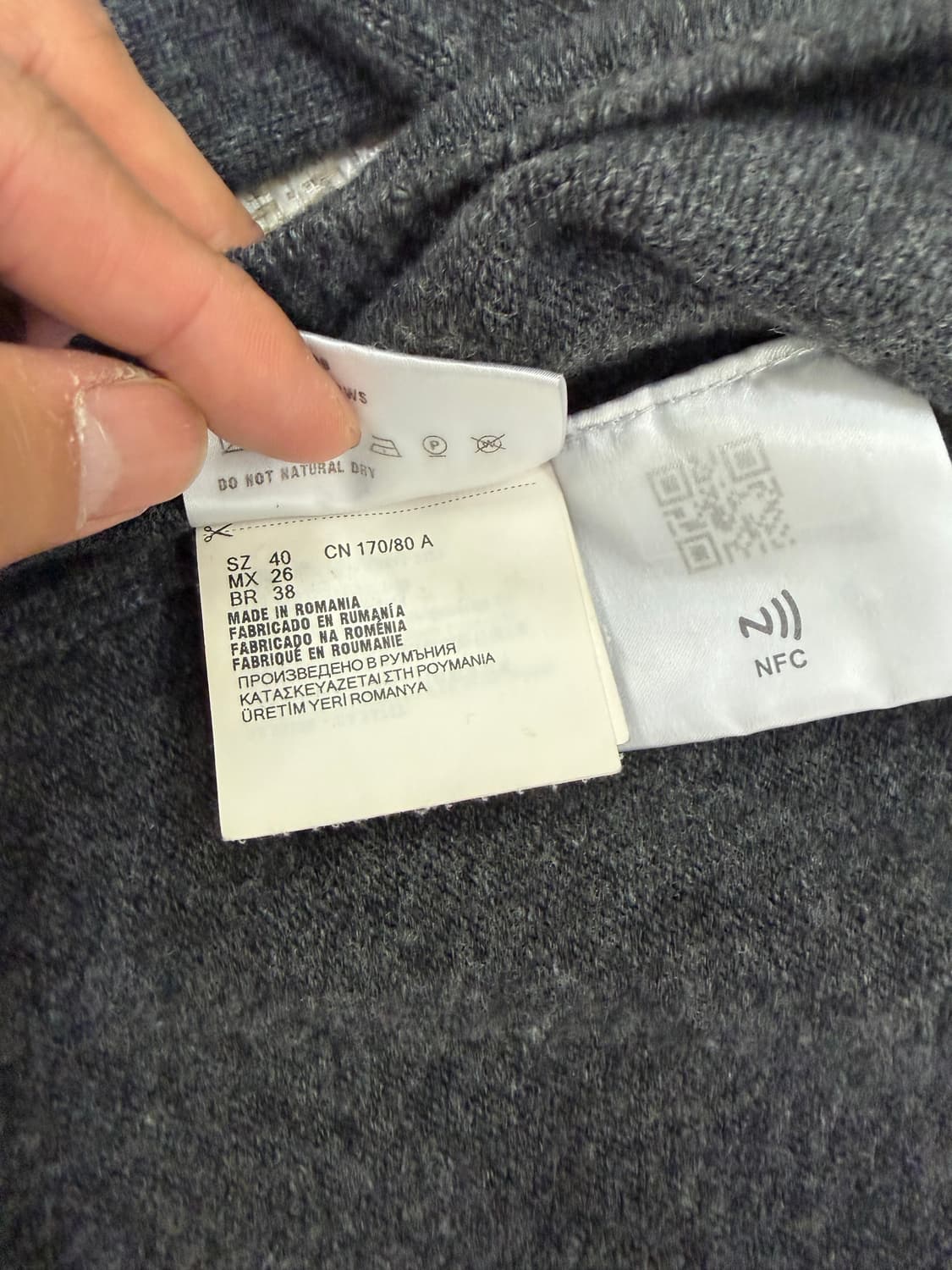 정품) 미우미우 신형 여성 백로고 그레이 가디건 40 상품이미지7