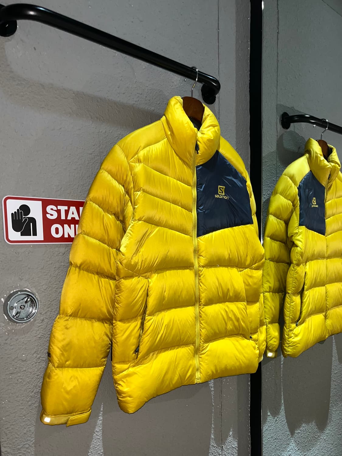 SALOMON 살로몬 퍼텍스 스노우다운 패딩 상품이미지1