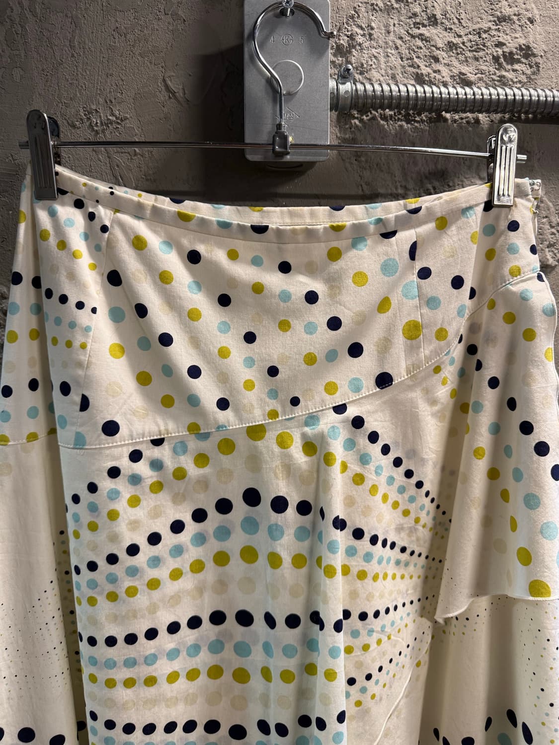 지방시 GIVENCHY 부티크 도트 랩 스커트 아이보리 40 상품이미지5