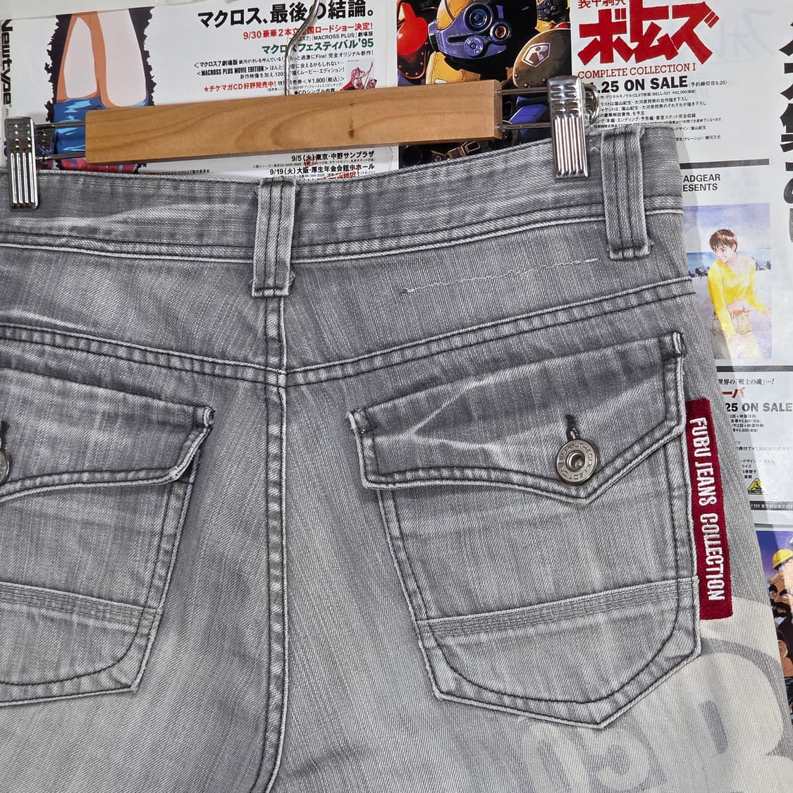 후부 그레이 워싱 백 포켓 데님 팬츠 상품이미지3