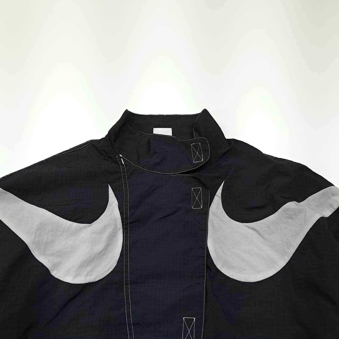 CK142 S 나이키 90s 올드스쿨 빅스우시 블랙 크롭 바람막이 자켓 상품이미지2