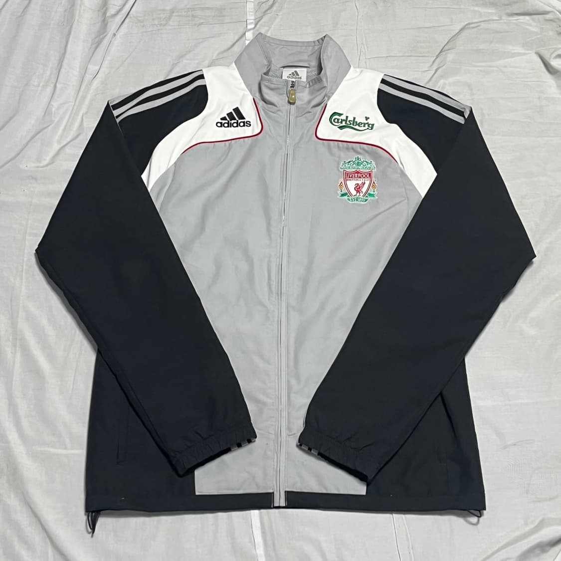 L 아디다스 리버풀 칼스버그 바람막이 상품이미지2