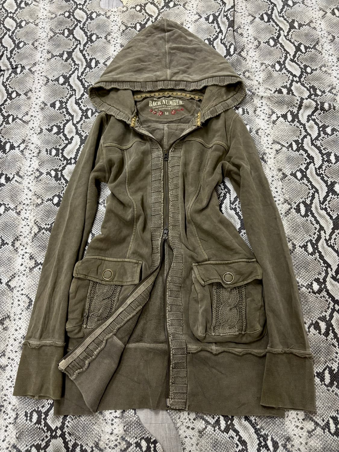 “Back Number” Y2K Khaki 2-way hooded Zip 상품이미지1