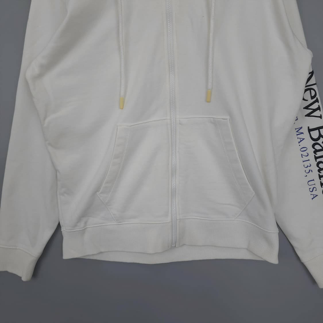 뉴발란스 New Balance 심플 로고 후드집업 화이트 95(M) 상품이미지3