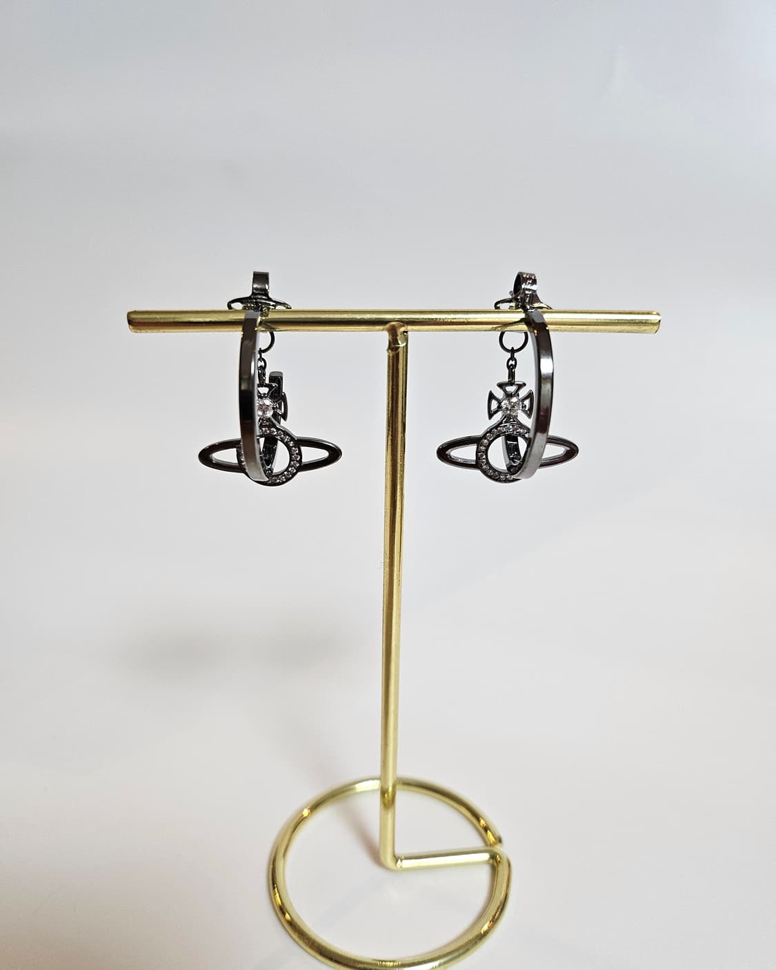 비비안웨스트우드 업사이클링 후프링 귀걸이 상품이미지4