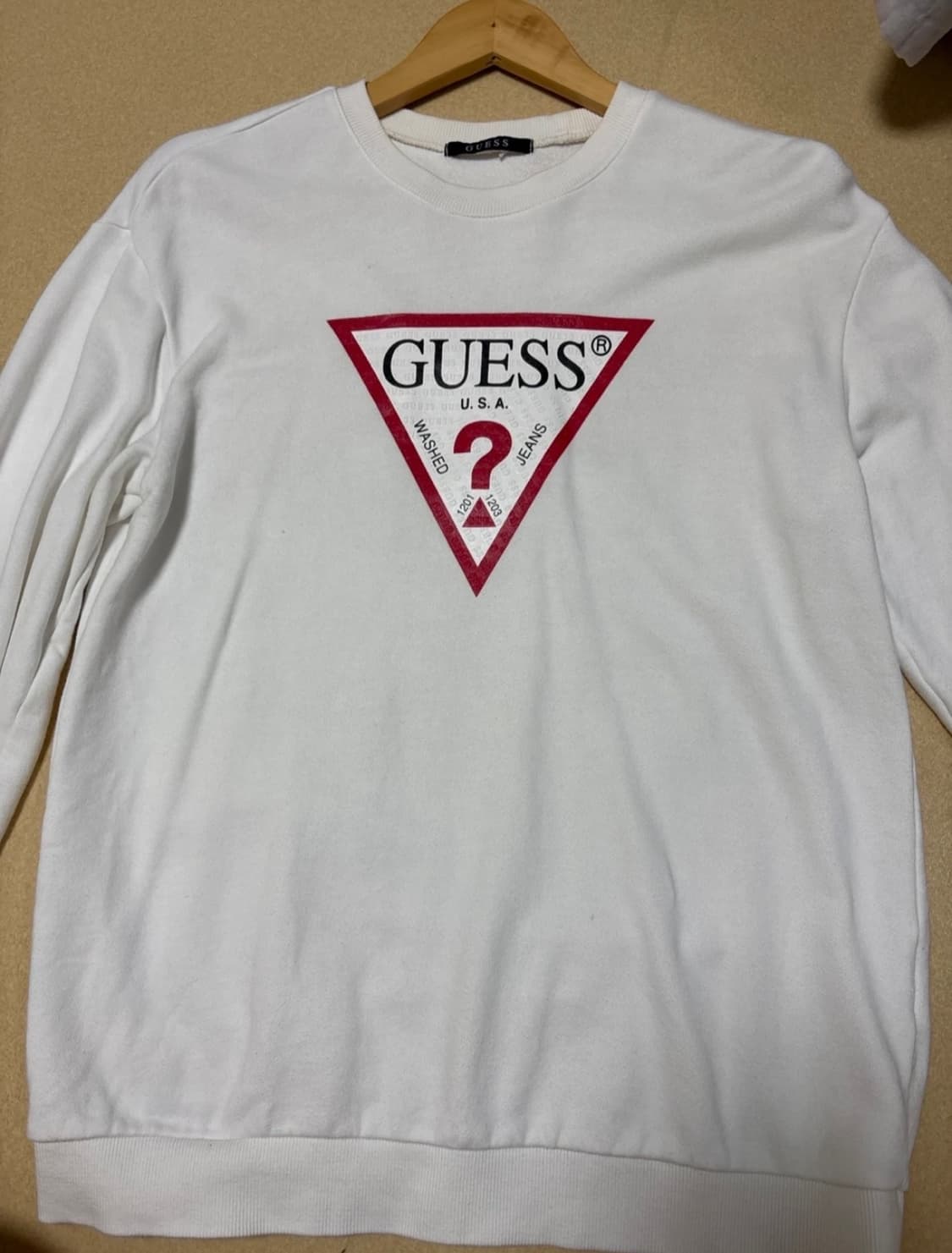 게스 로고 맨투맨 상품이미지1