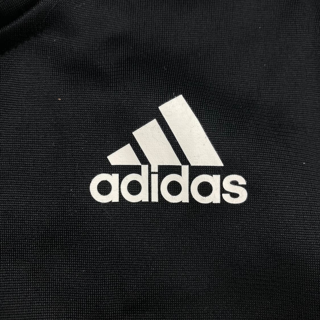 아디다스 블랙 컬러 스몰 로고 트랙탑 져지 상품이미지2