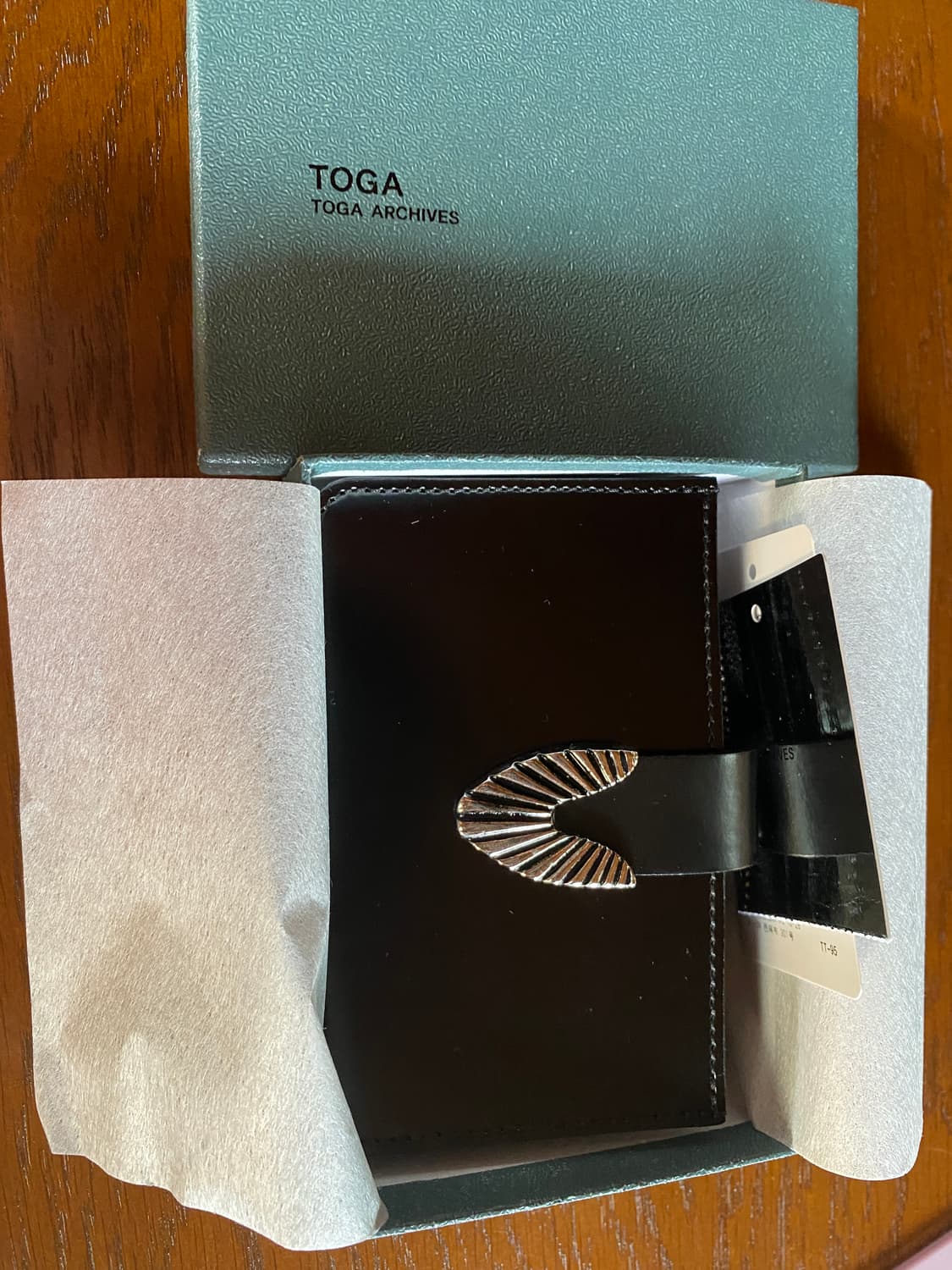 toga pulla wallet small 토가풀라 가죽지갑 블랙 상품이미지1