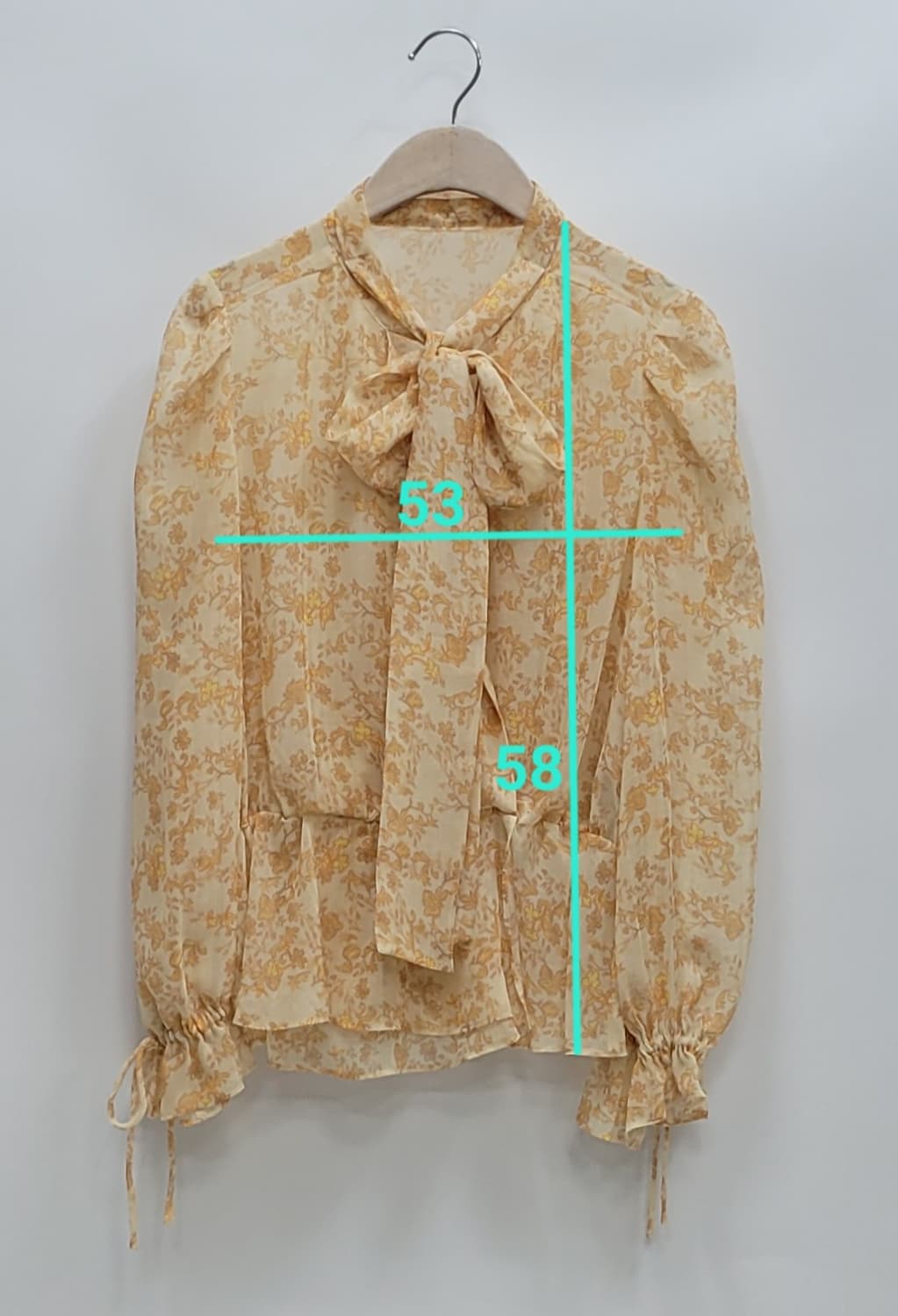 SISLEY 20SS 시슬리 플라워 랩 블라우스 / 여 85 (42)  상품이미지10