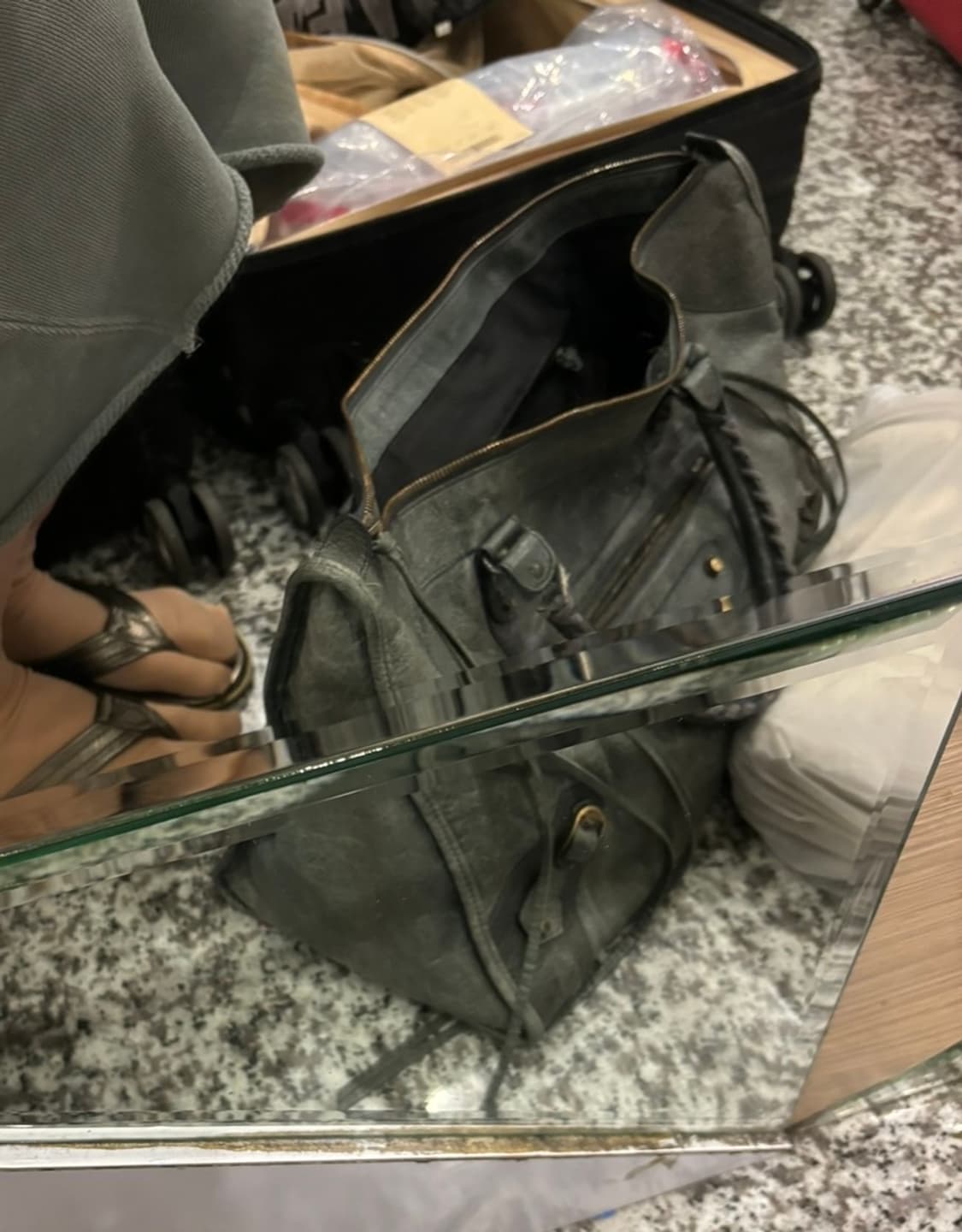 발렌시아가 모터백 그레이 상품이미지4