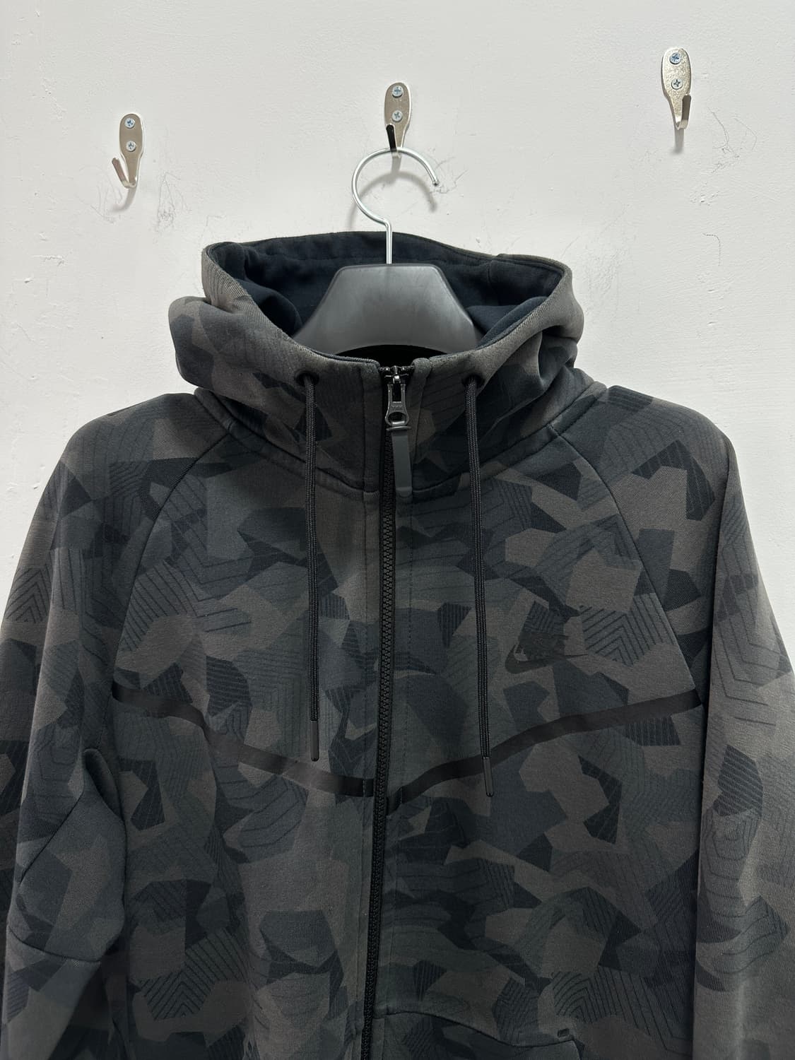 NIKE 카모 테크팩 후드집업 상품이미지4