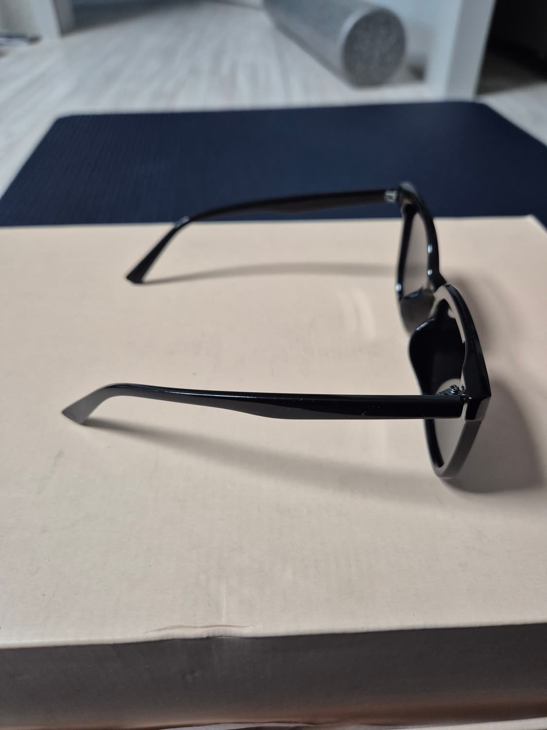 고급 선글라스 (남녀공용 새상품) 상품이미지5