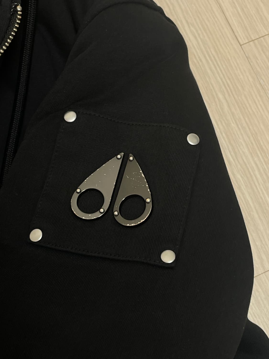 무스너클 버니스웨터 판매 상품이미지2