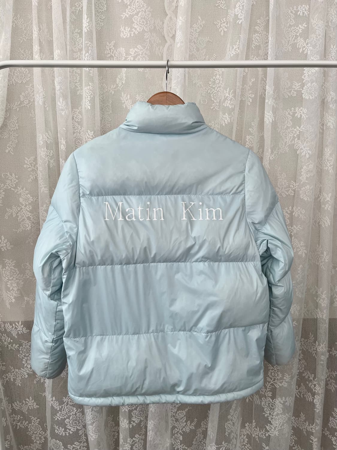 S) 마뗑킴 글로시 푸퍼 덕다운 패딩 스카이 상품이미지2
