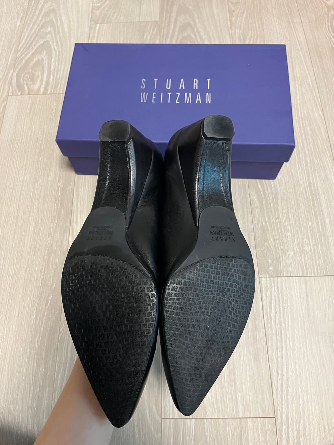 스튜어트와이츠먼 펌프스 250 상품이미지3