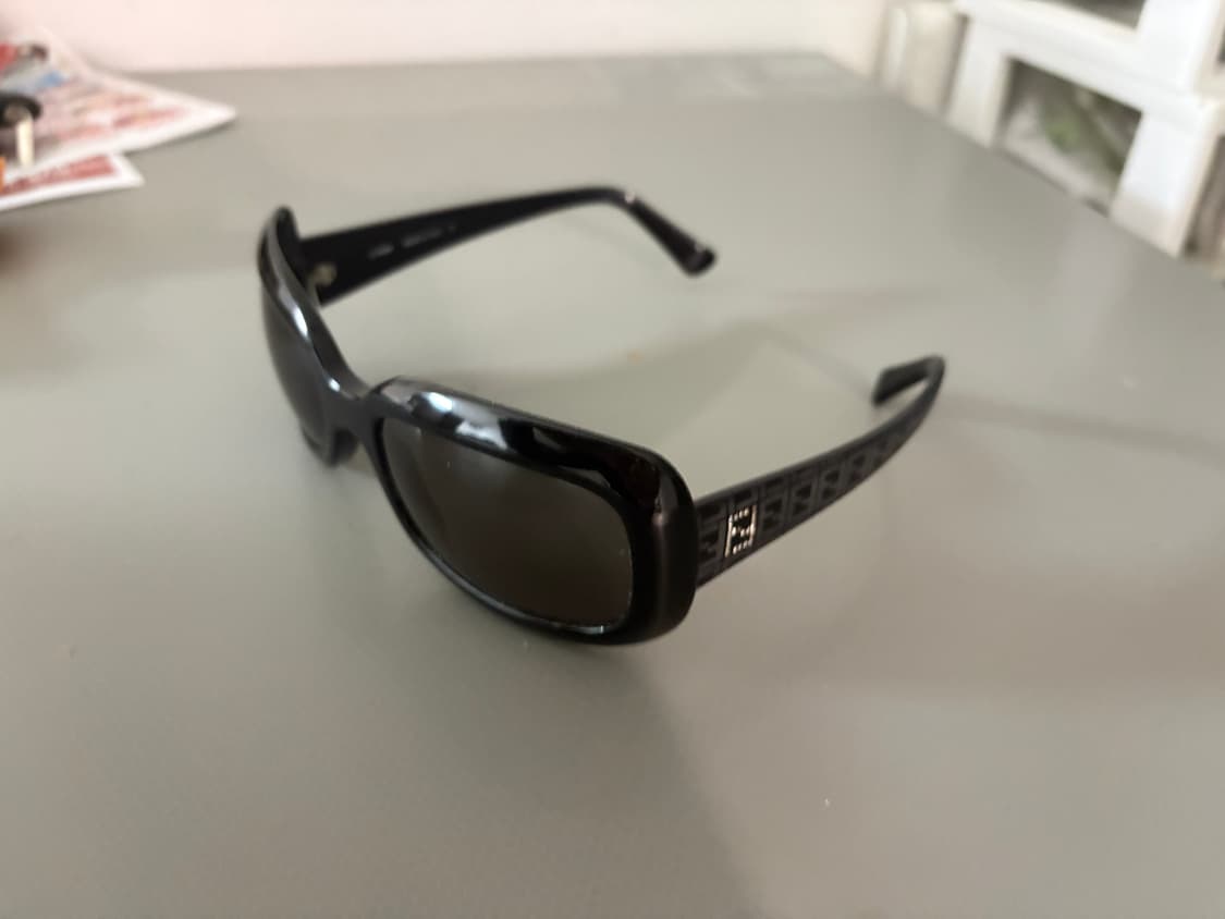 FENDI Cat-eye Logo sunglasses 상품이미지2