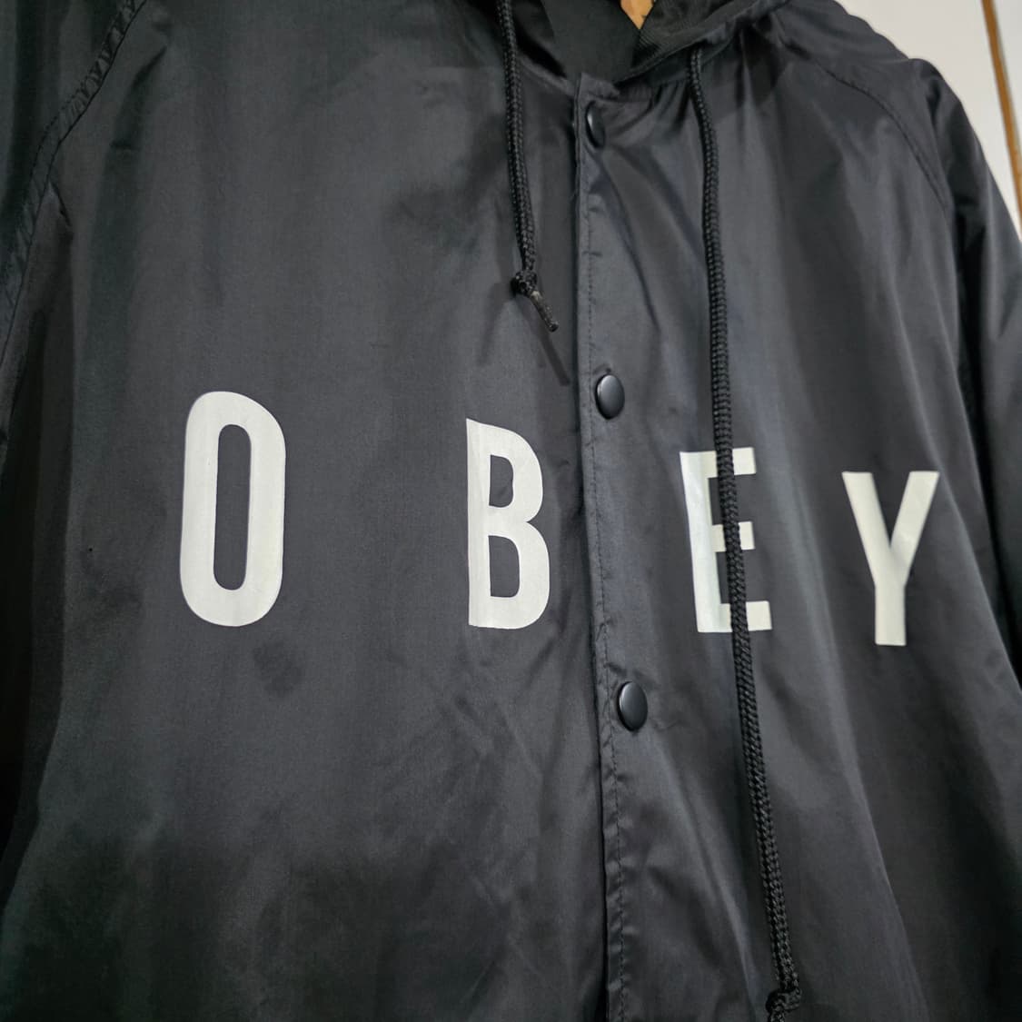 OBEY 오베이 블랙 후드 나일론 바람막이 바스락 코치 자켓 L 상품이미지3