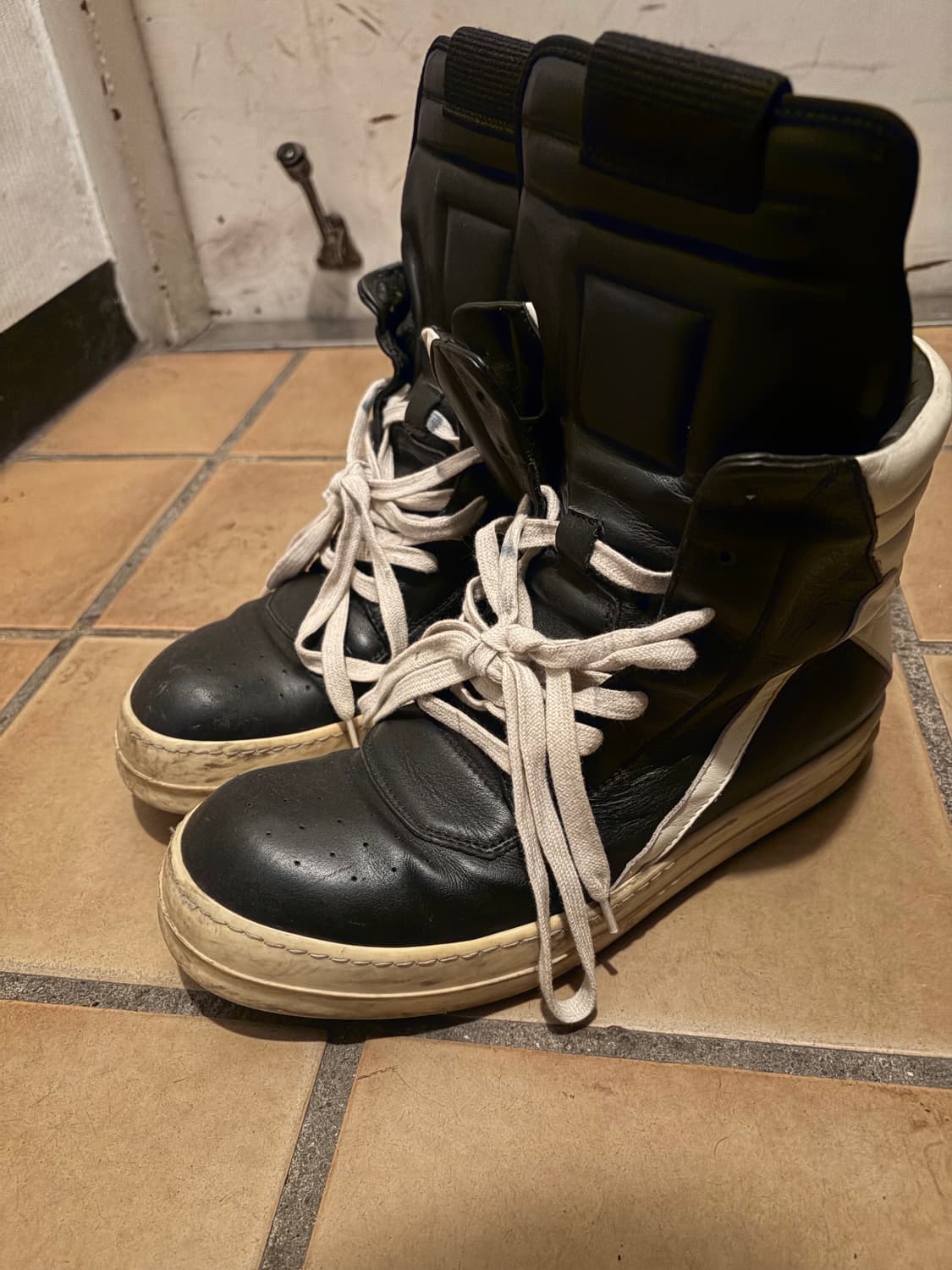 릭오웬스 지오바스켓 15시즌 검흰 40 상품이미지1