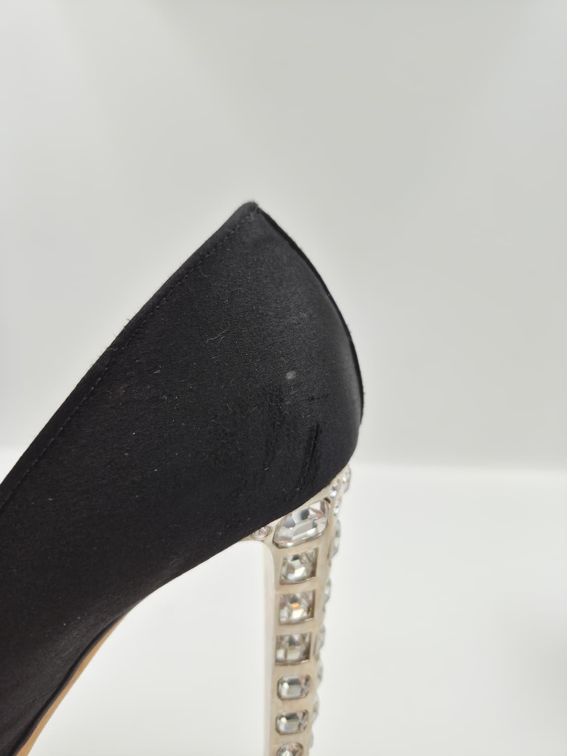 미우미우 크리스탈 블랙 사틴 오픈토 펌프스 구두 상품이미지8