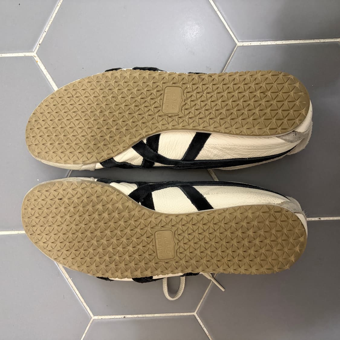 오니츠카 타이거 멕시코 66 빈티지 화이트 블랙 270 상품이미지4