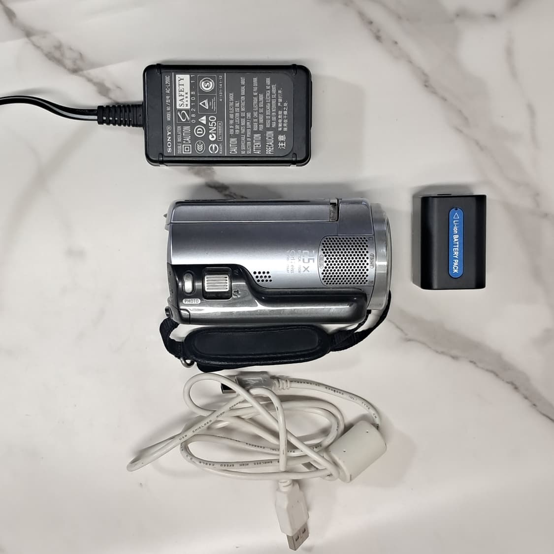 소니 핸디캠 DCR-SR87 80Gb 내장 25배 줌 상품이미지9