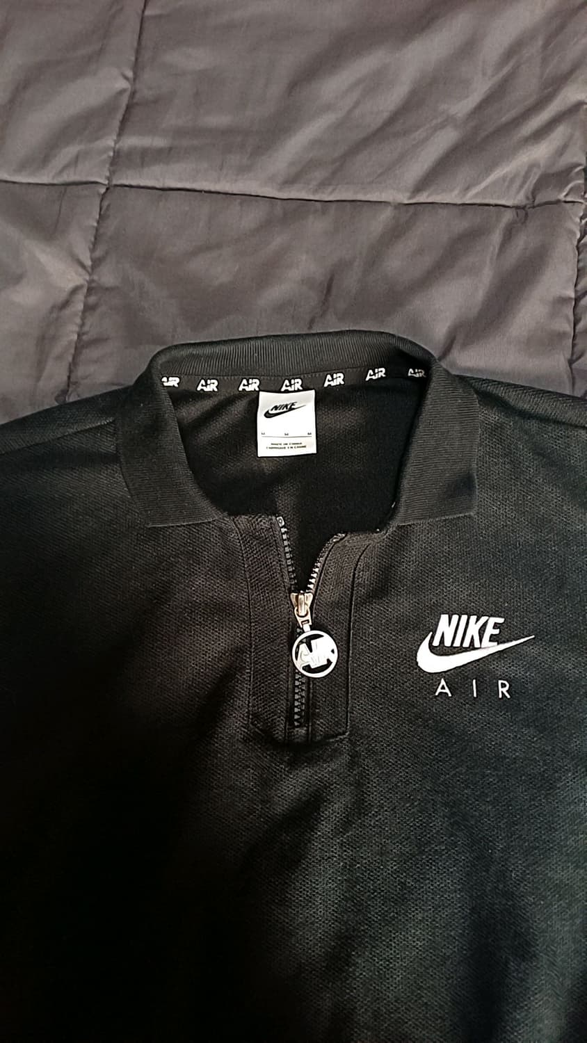 나이키 크롭반팔 M 여성66 가슴50 기장49

 상품이미지3