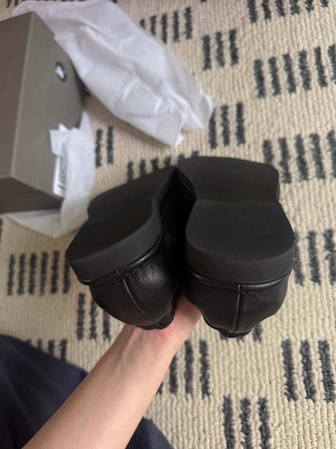 로맨틱무브 나파 블랙 240  상품이미지3