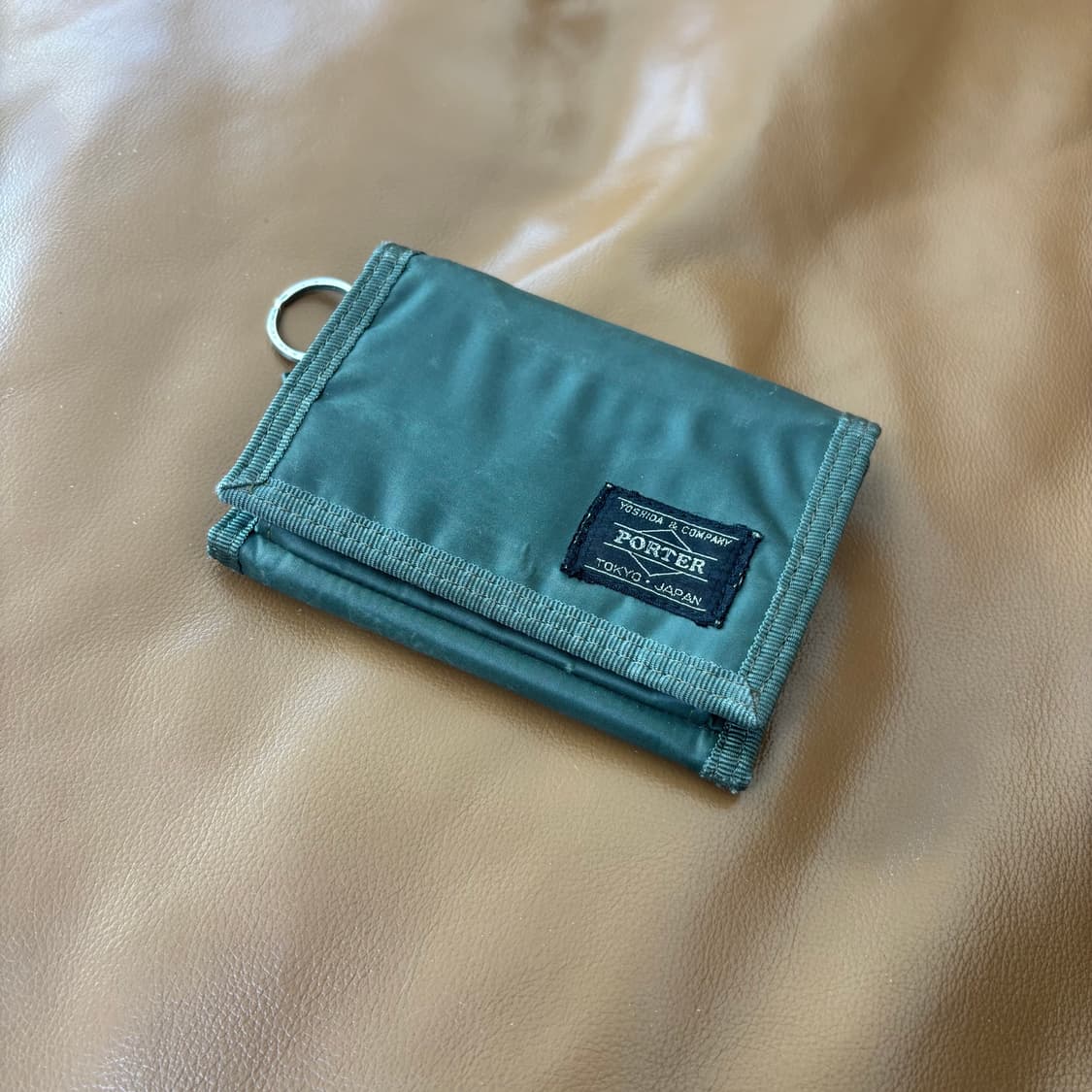 PORTER 포터 캡슐 폴딩 월렛 지갑 카키 그린 (스트랩 포함) 상품이미지3