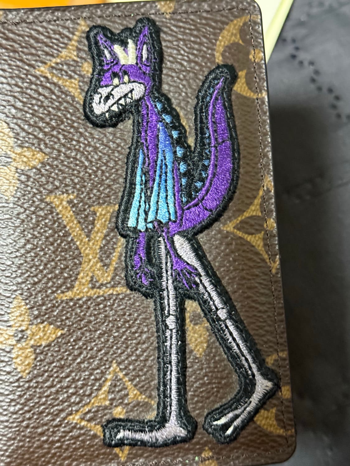 루이비통 이클립스 모노그램 버질아블로 한정판 오거나이저 카드지갑 상품이미지9