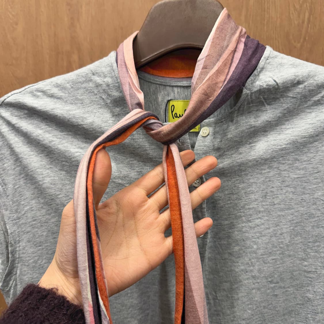 폴스미스 스카프 슬리브리스 배색 보더 스트라이프 패턴 디테일 그레이 상품이미지6