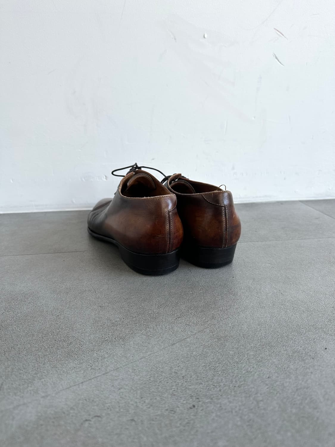 벨루티 타이거 파티나 알렉산드로 더비슈즈 상품이미지6