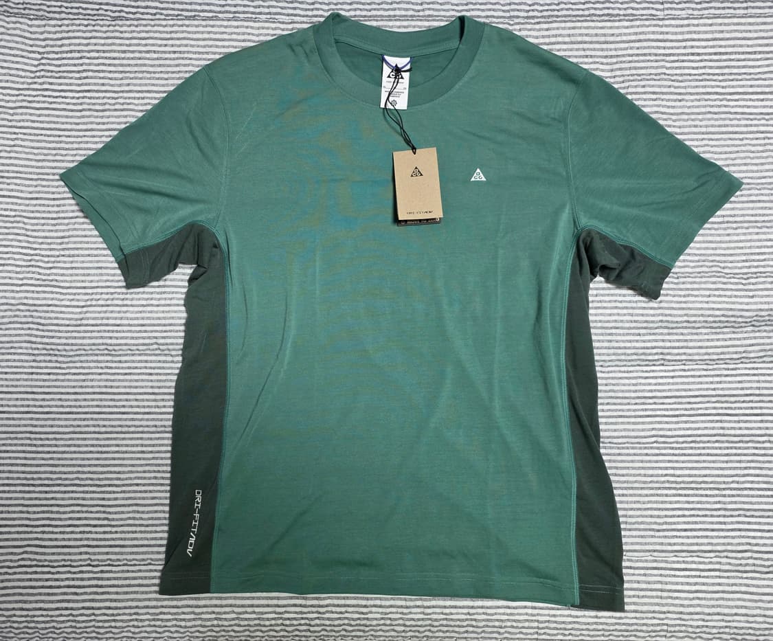 나이키 ACG 드라이핏 UV고트 락스 티셔츠 XL (FN8412-361) 상품이미지1