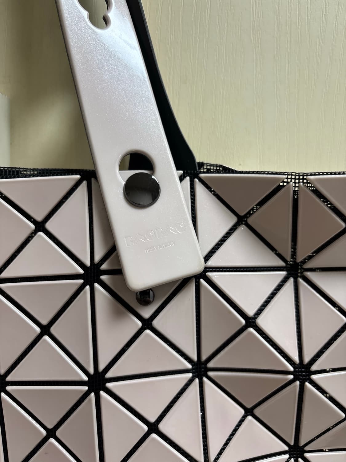 Issey miyake baobao 핸드백 연핑크 상품이미지7