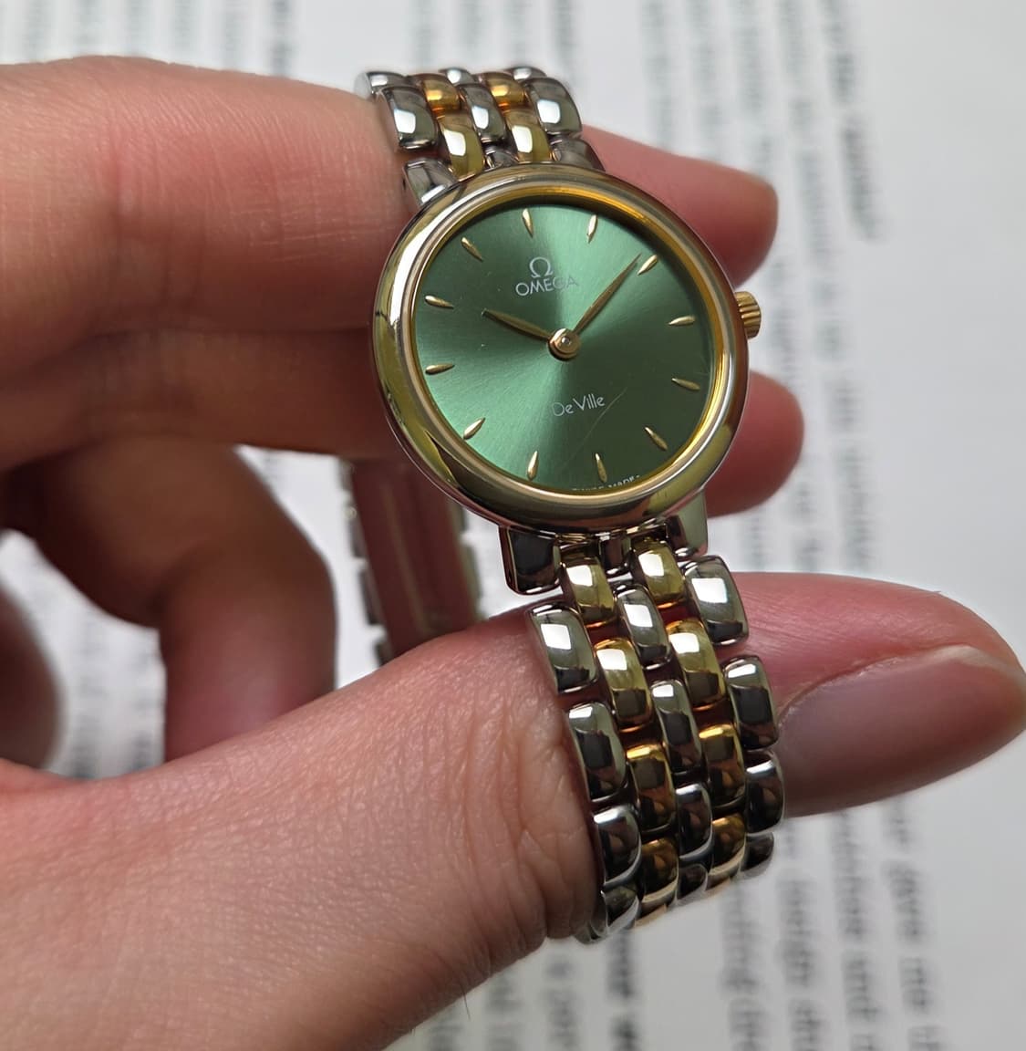 빈티지 오메가 드빌 18K콤비 올리브그린 2줄 콤비 슬림쿼츠 여성용 상품이미지4