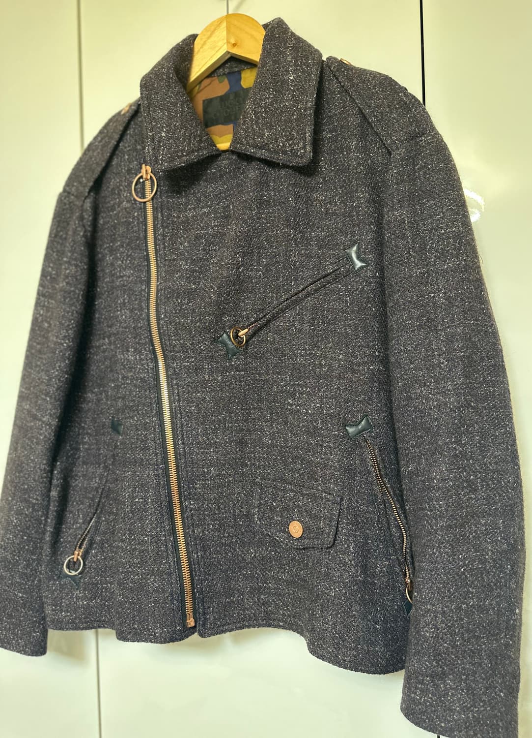 럭키슈에뜨 지퍼 디테일 울 양 자켓 상품이미지4