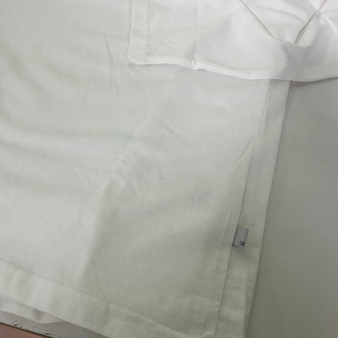 L 네스티킥 화이트 빅로고 라운드 긴팔슬리브 상품이미지4