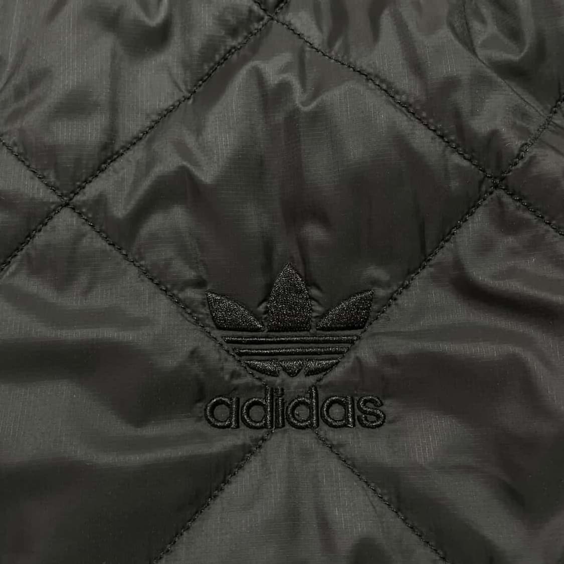 아디다스 퀼팅 경량패딩 상품이미지4