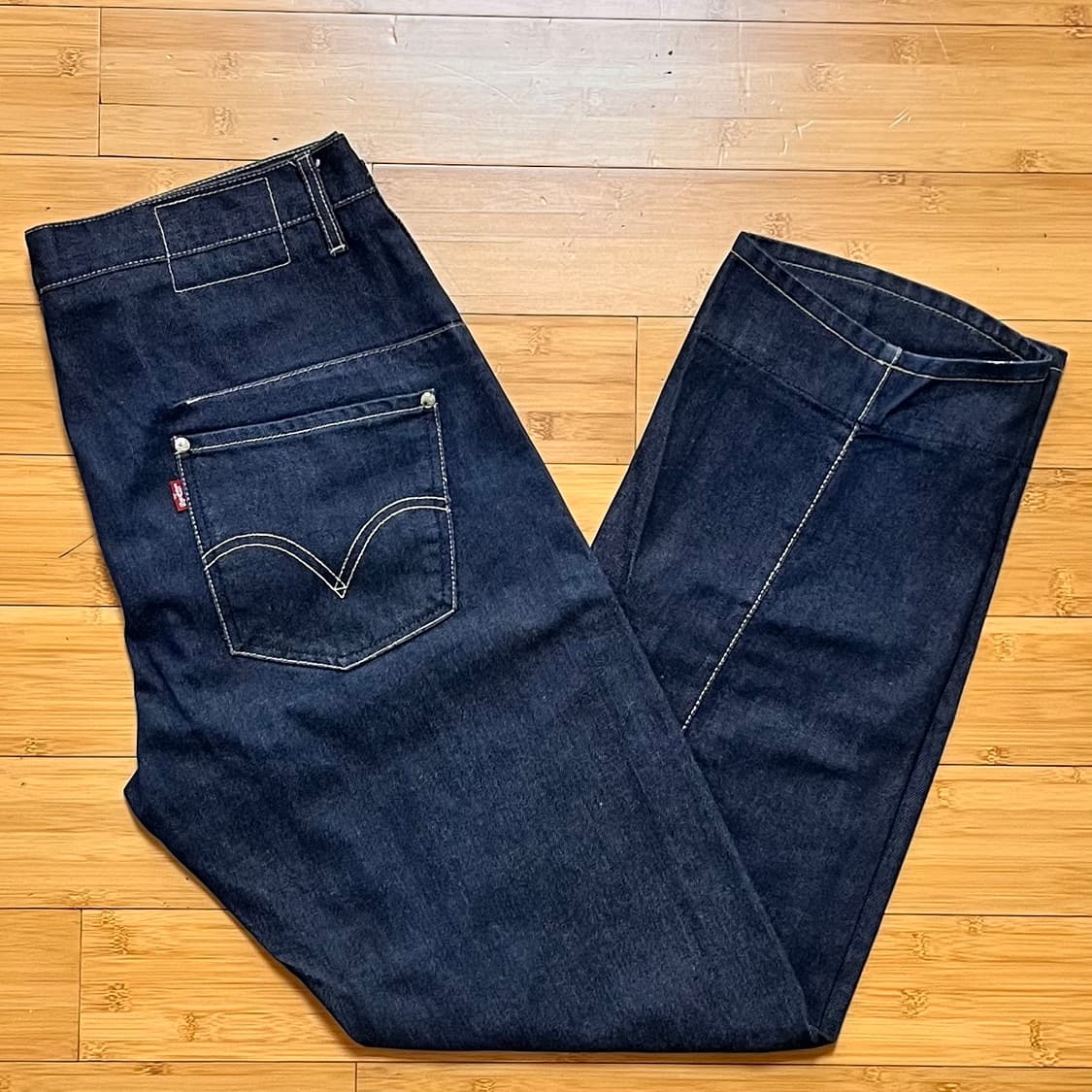 리바이스 엔지니어드진2 데님팬츠 36 x 32 상품이미지1