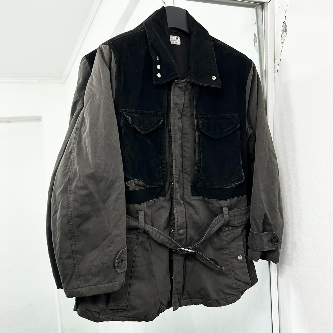 CP 컴퍼니 90s 하이넥 사파리 자켓 상품이미지4