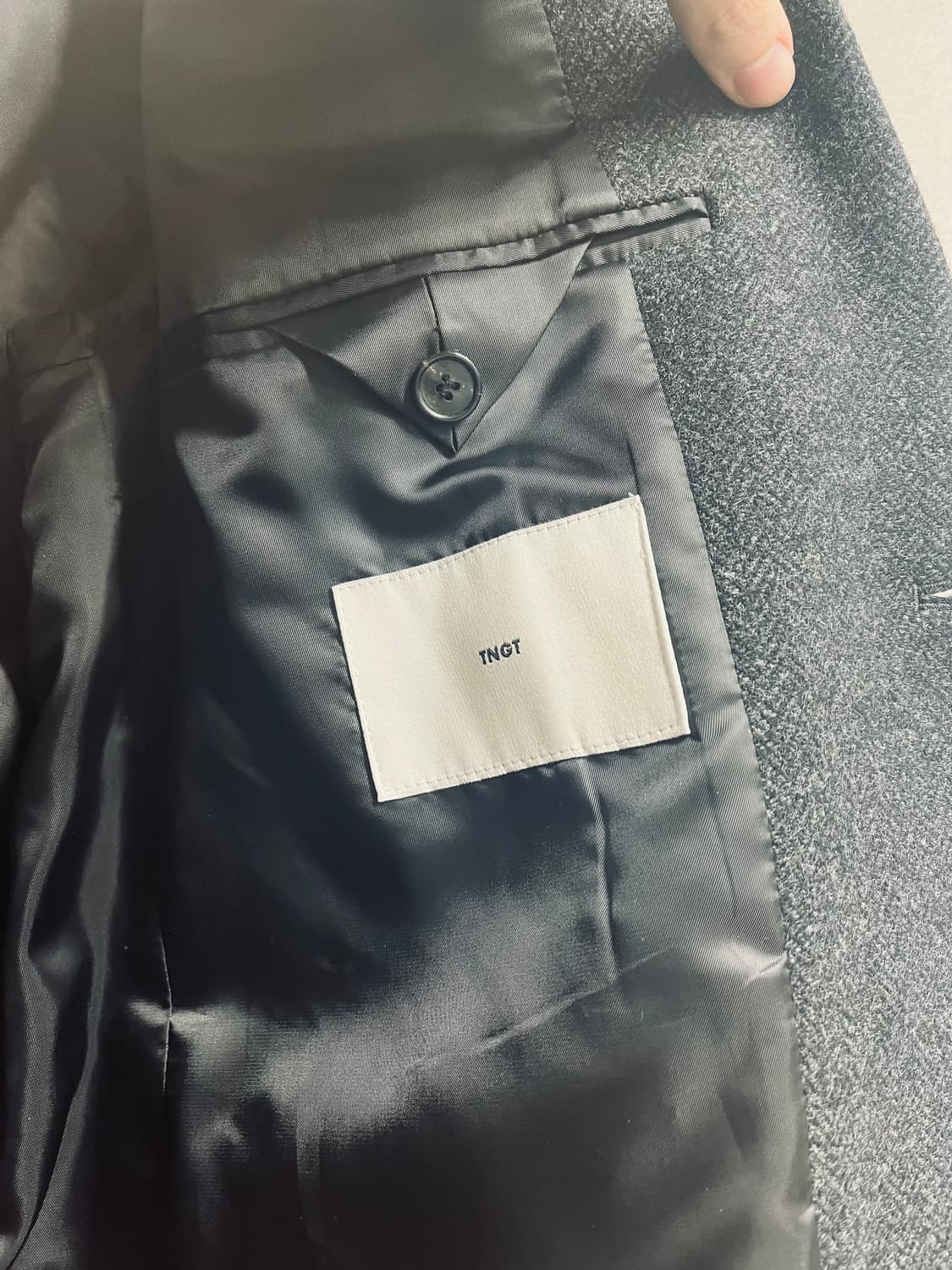 [새제품] 25FW TNGT 울 블렌드 헤링본 자켓 다크 그레 095 상품이미지9