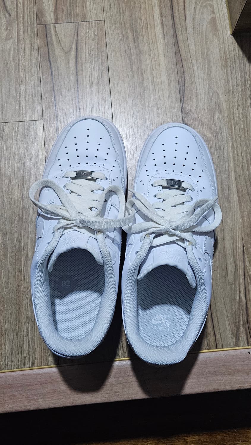 나이키 에어포스 1 '07 로우 화이트 상품이미지3