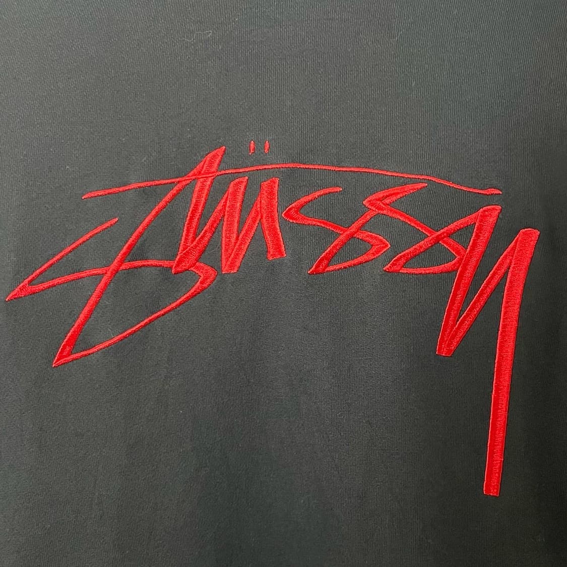 스투시 네이비 레드로고 후드티 상품이미지3